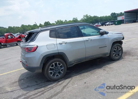 2019 Jeep Compass Trailhawk 4X4 из США, поврежденный, VIN 3C4NJDDB7KT667885